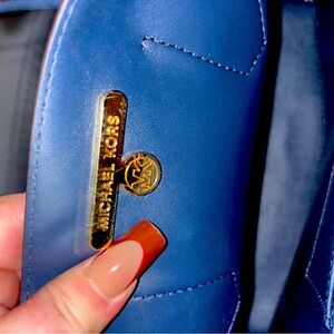 Genuine Leather Mk purse Navy blue  white Light Blue Wear on handle (pictured)